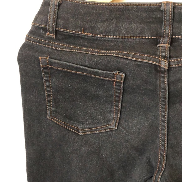 Black wash Blue Spice Jeans - Picture 4 of 9